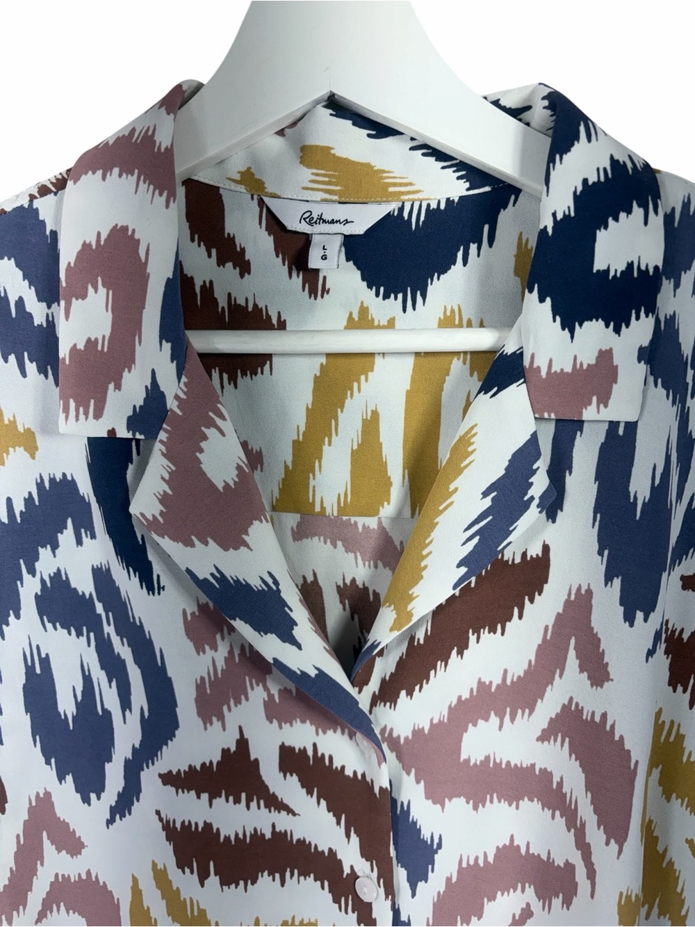 REITMANS Printed Short-Sleeve Tie-Front Button Shirt - Multicolor size large - Picture 5 of 10
